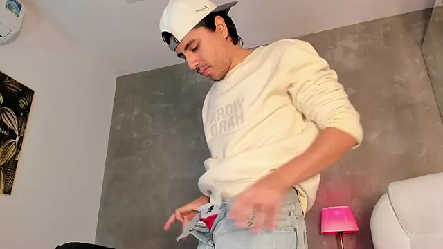 dylan cross  online show from 13, 1, 2026