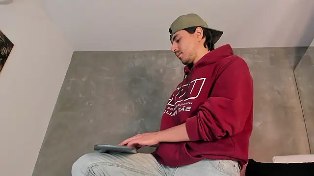 dylan cross  online show from 14, 1, 2026