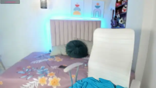 Snapshot of danika_moriii chatting on 9, 11, 2025 danika moriii online show from 9, 11, 2025