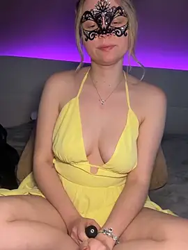 Snapshot of Cherrycolada chatting on 1, 2, 2026 Cherrycolada online show from 1, 2, 2026