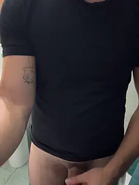 Snapshot of giovan2020 chatting on 29, 10, 2025 giovan2020 online show from 29, 10, 2025