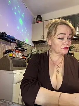 Sweet-blonde online show from 9, 5, 2026