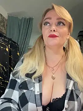 Sweet-blonde online show from 18, 5, 2026
