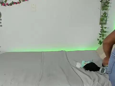 michell anyeli online show from 25, 10, 2025