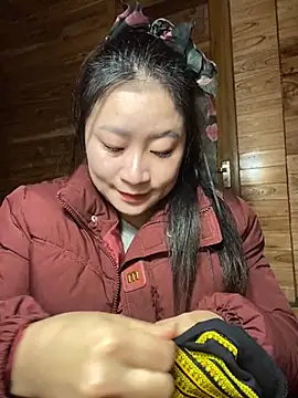 violet-00 online show from 28, 11, 2025