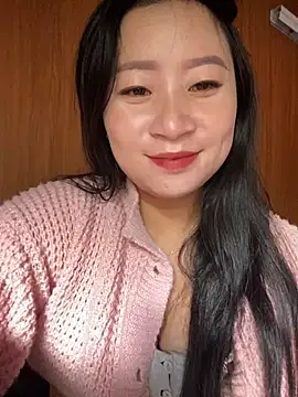 violet-00 online show from 23, 10, 2025