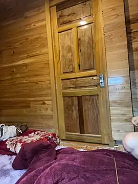 violet-00 online show from 5, 2, 2026