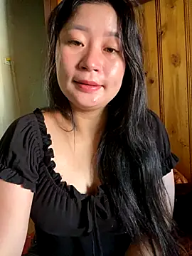 violet-00 online show from 13, 10, 2025