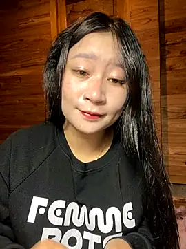 violet-00 online show from 23, 11, 2025