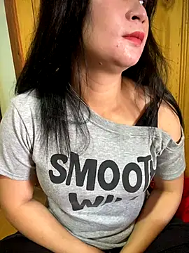 violet-00 online show from 2, 10, 2025