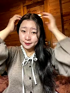 violet-00 online show from 17, 12, 2025