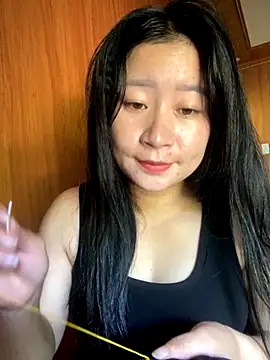 violet-00 online show from 5, 10, 2025