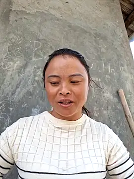 xuxulovezz online show from 13, 10, 2025