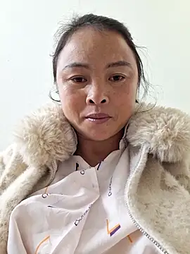 xuxulovezz online show from 15, 12, 2025