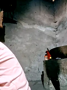 xuxulovezz online show from 16, 2, 2026