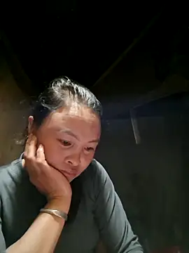 xuxulovezz online show from 5, 11, 2025