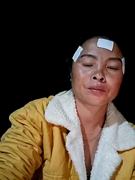 xuxulovezz online show from 14, 10, 2025