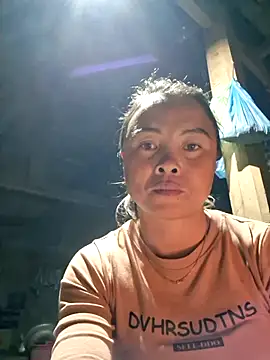 xuxulovezz online show from 15, 10, 2025