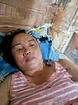Snapshot of xuxulovezz chatting on 18, 7, 2026 xuxulovezz online show from 18, 7, 2026