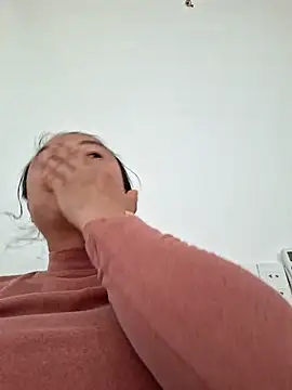 xuxulovezz online show from 20, 11, 2025