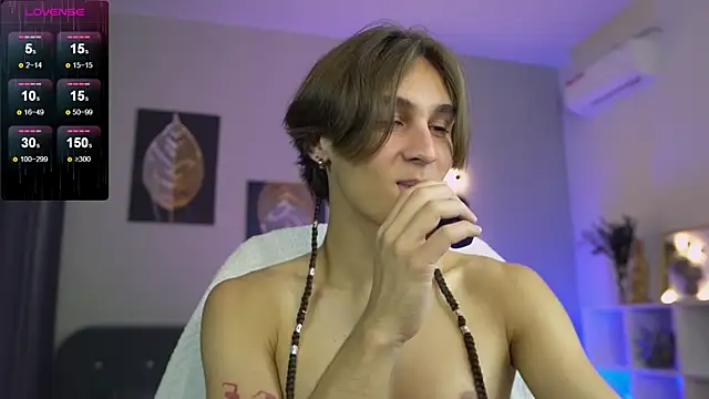 CleoStringer online show from 9, 10, 2025