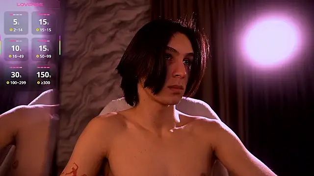 CleoStringer online show from 7, 2, 2026