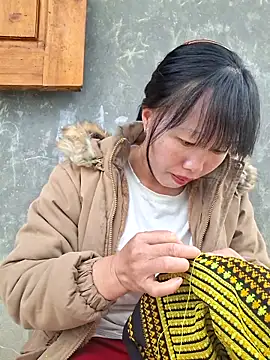 helenzz online show from 1, 11, 2025