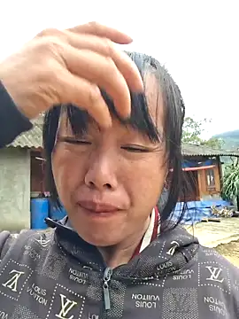 helenzz online show from 7, 11, 2025