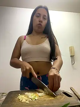 Snapshot of Eve2499 chatting on 30, 9, 2025 Eve2499 online show from 30, 9, 2025