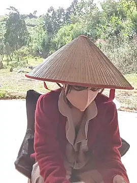 Helen-Tran online show from 30, 11, 2025