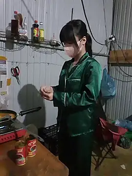 Helen-Tran online show from 23, 10, 2025