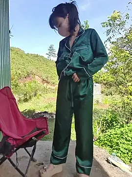 Helen-Tran online show from 22, 10, 2025