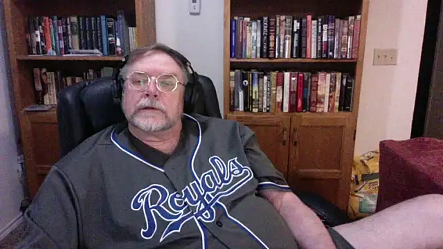 Vinyl22xh online show from 15, 3, 2026