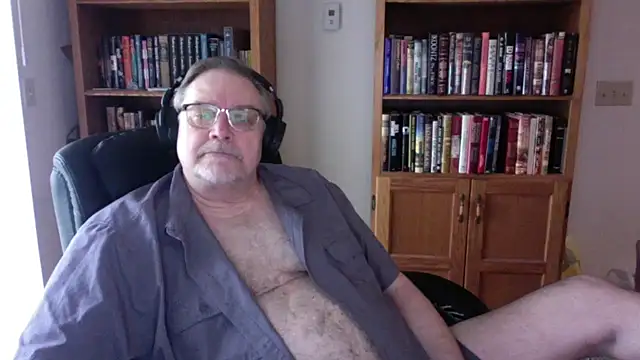 Vinyl22xh online show from 22, 4, 2026