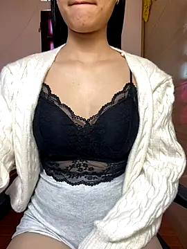 Linh247380 online show from 24, 11, 2025