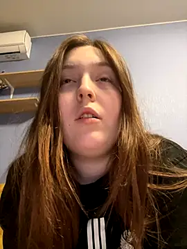 Snapshot of LOVELY_BETTY_Tq chatting on 29, 9, 2025 LOVELY BETTY Tq online show from 29, 9, 2025