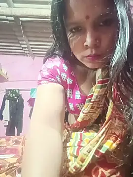 Snapshot of reya743 chatting on 23, 11, 2025 reya743 online show from 23, 11, 2025