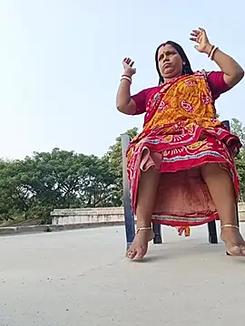 Snapshot of reya743 chatting on 22, 12, 2025 reya743 online show from 22, 12, 2025