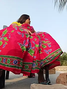 Snapshot of reya743 chatting on 23, 12, 2025 reya743 online show from 23, 12, 2025