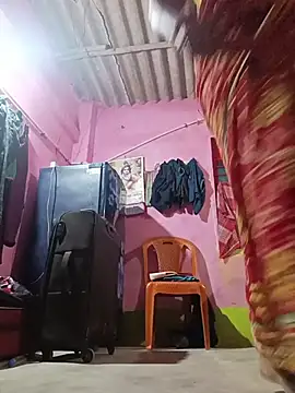 Snapshot of reya743 chatting on 14, 11, 2025 reya743 online show from 14, 11, 2025