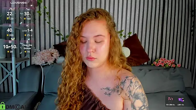 Snapshot of Elsie_Cutties chatting on 24, 6, 2026 Elsie Cutties online show from 24, 6, 2026