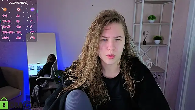 Elsie Cutties online show from 14, 12, 2025