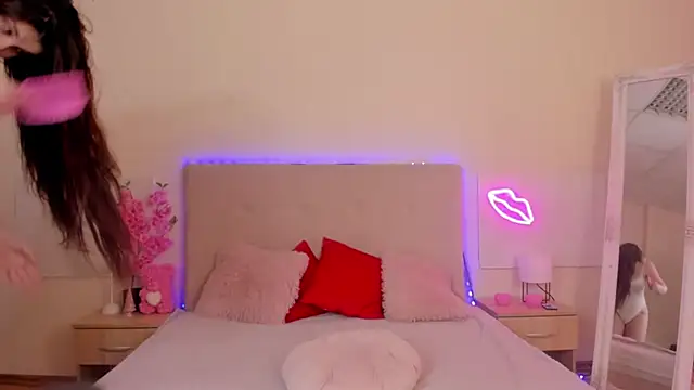 TrishaDarks online show from 16, 1, 2026