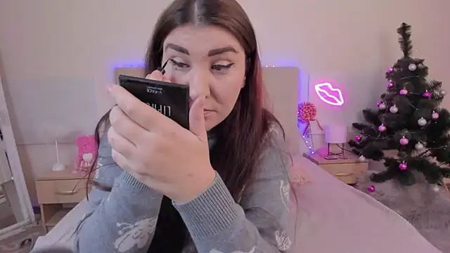 TrishaDarks online show from 20, 12, 2025