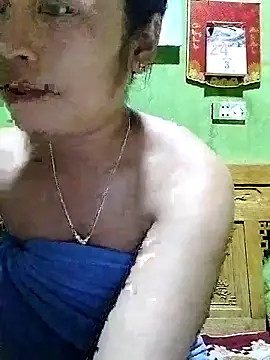 Snapshot of Mai4568 chatting on 2, 10, 2025 Mai4568 online show from 2, 10, 2025