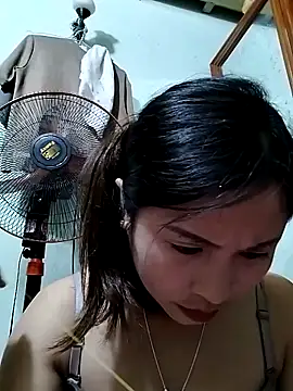 Snapshot of Mai4568 chatting on 3, 10, 2025 Mai4568 online show from 3, 10, 2025