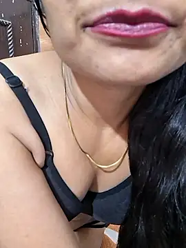 Snapshot of Soni_cute86526 chatting on 7, 6, 2026 Soni cute86526 online show from 7, 6, 2026