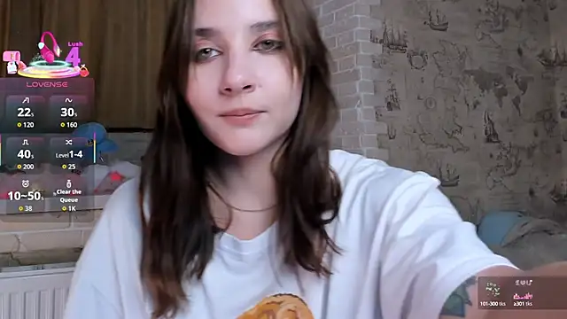 Elle wooods online show from 8, 10, 2025