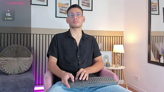 marcuswildx online show from 26, 9, 2025