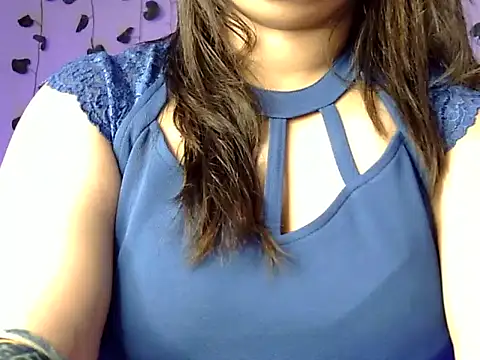 Aaliya02 online show from 24, 11, 2025